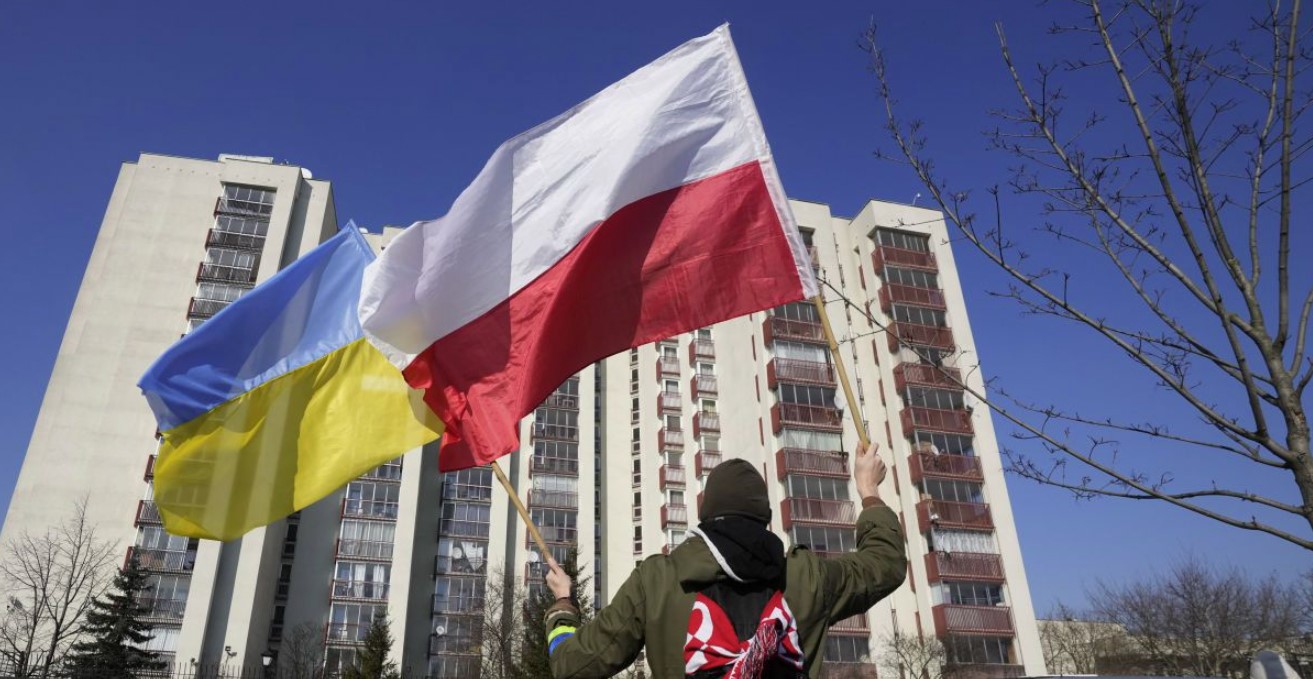 Поляки розділились у питанні, чи має Україна право на власних історичних героїв Поляки розділились у питанні, чи має Україна право на власних історичних героїв